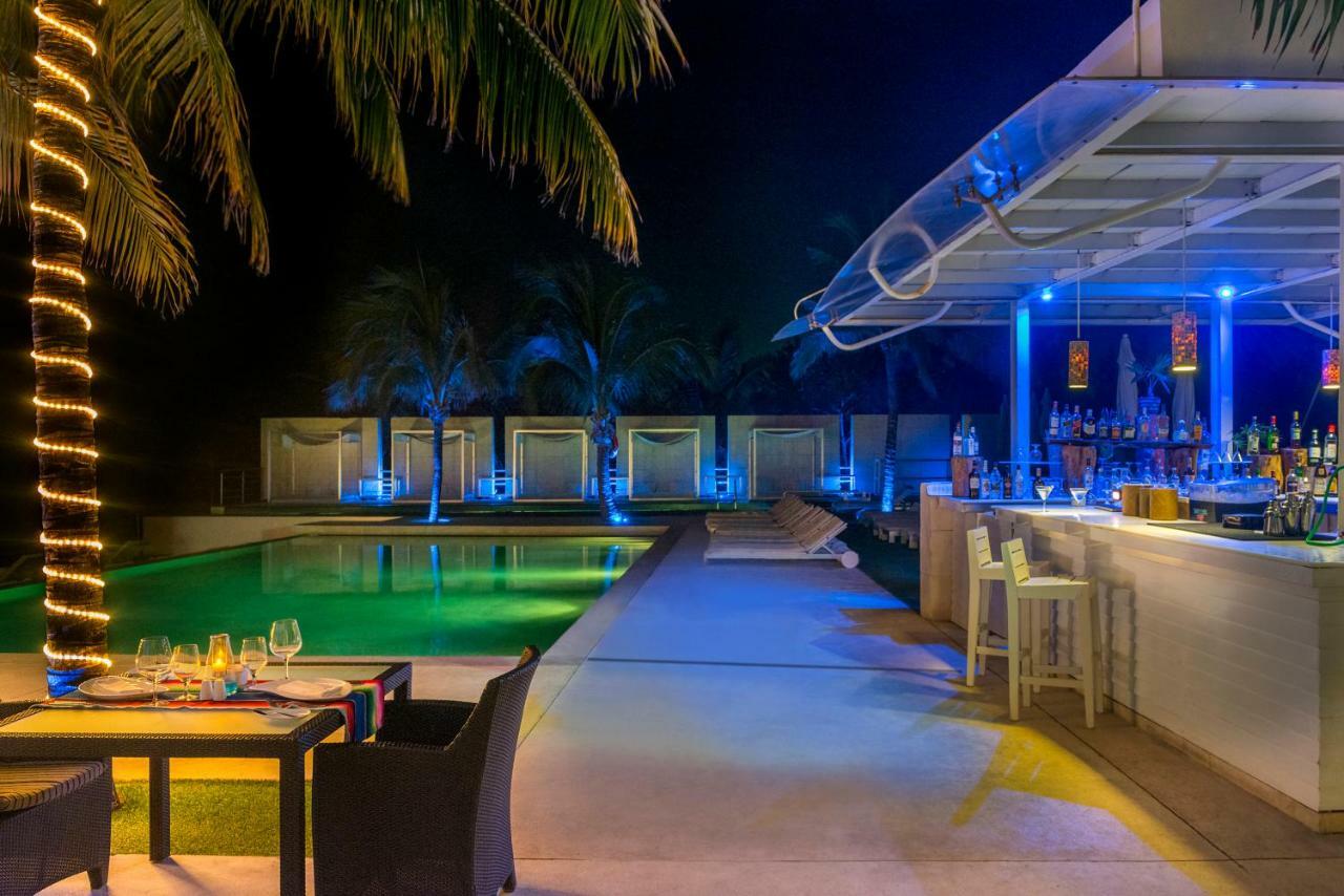 Blue Diamond Luxury Boutique - Adults Only